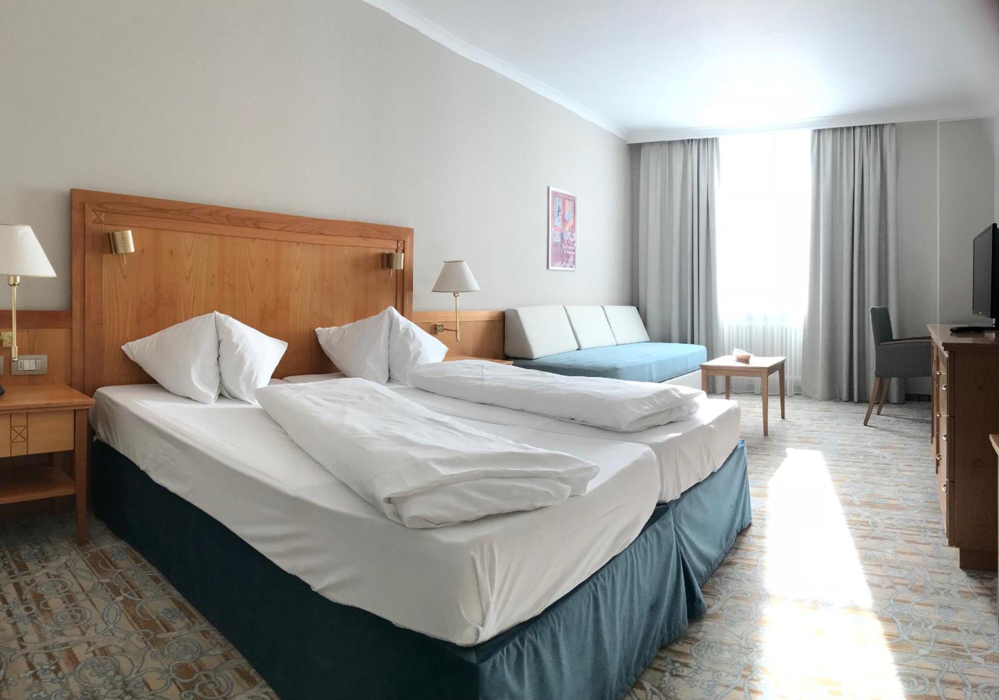 Hotel Post Alpine Cityflair บรูนิโก ภายนอก รูปภาพ