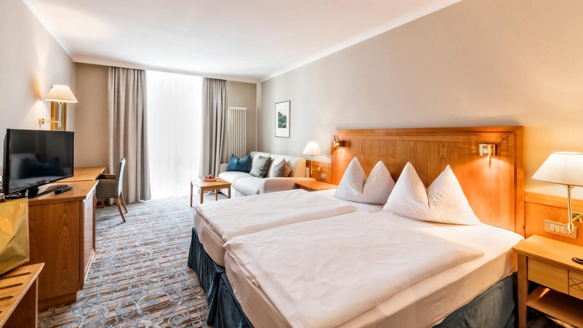 Hotel Post Alpine Cityflair บรูนิโก ภายนอก รูปภาพ
